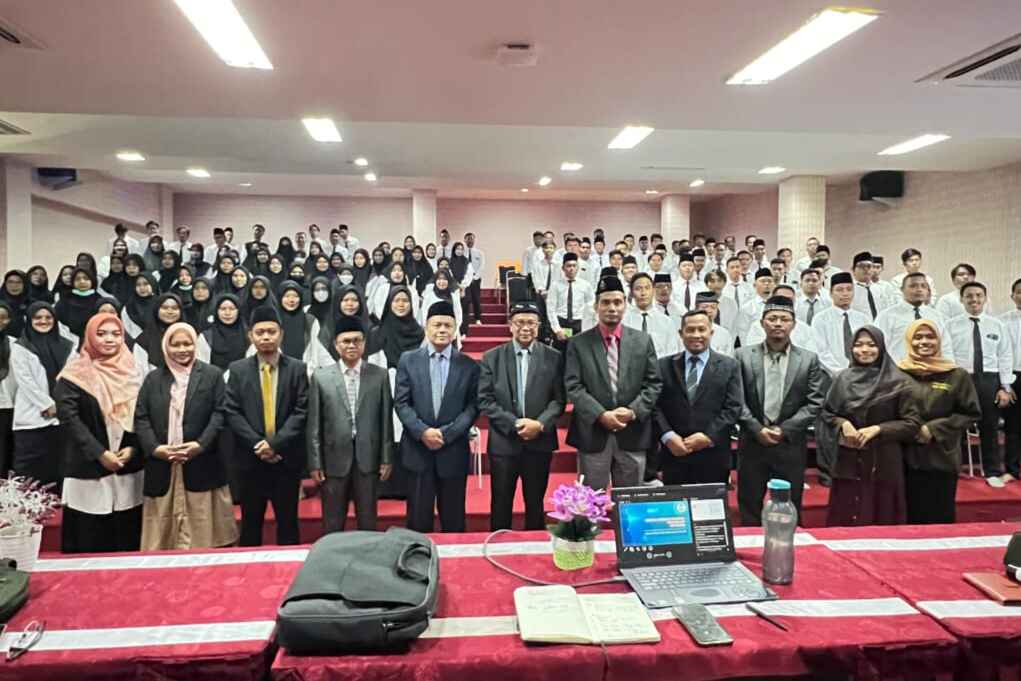 Semangat Mahasiswa Baru Magister IQT Ikuti Orientasi Program Studi Mahasiswa Baru Pascasarjana IAIN Madura Tahun 2024